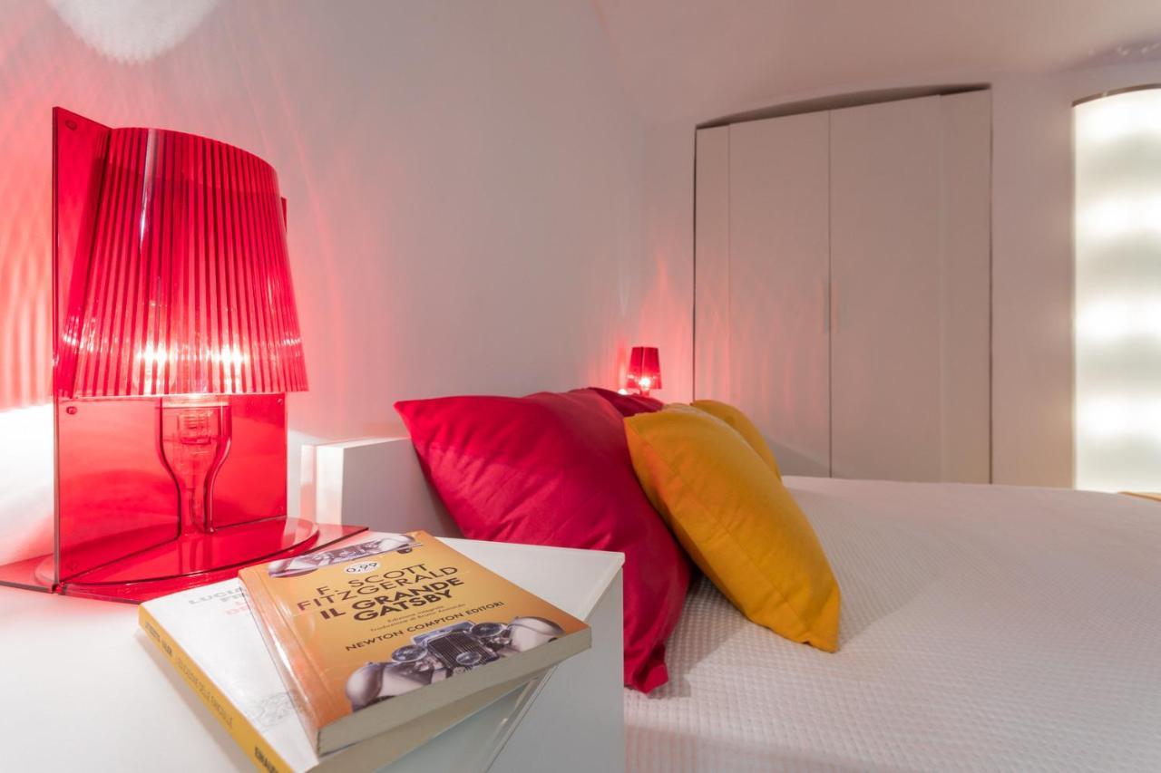 Red Studio Near Porta Nuova By Wonderful Italy Turin Exterior photo